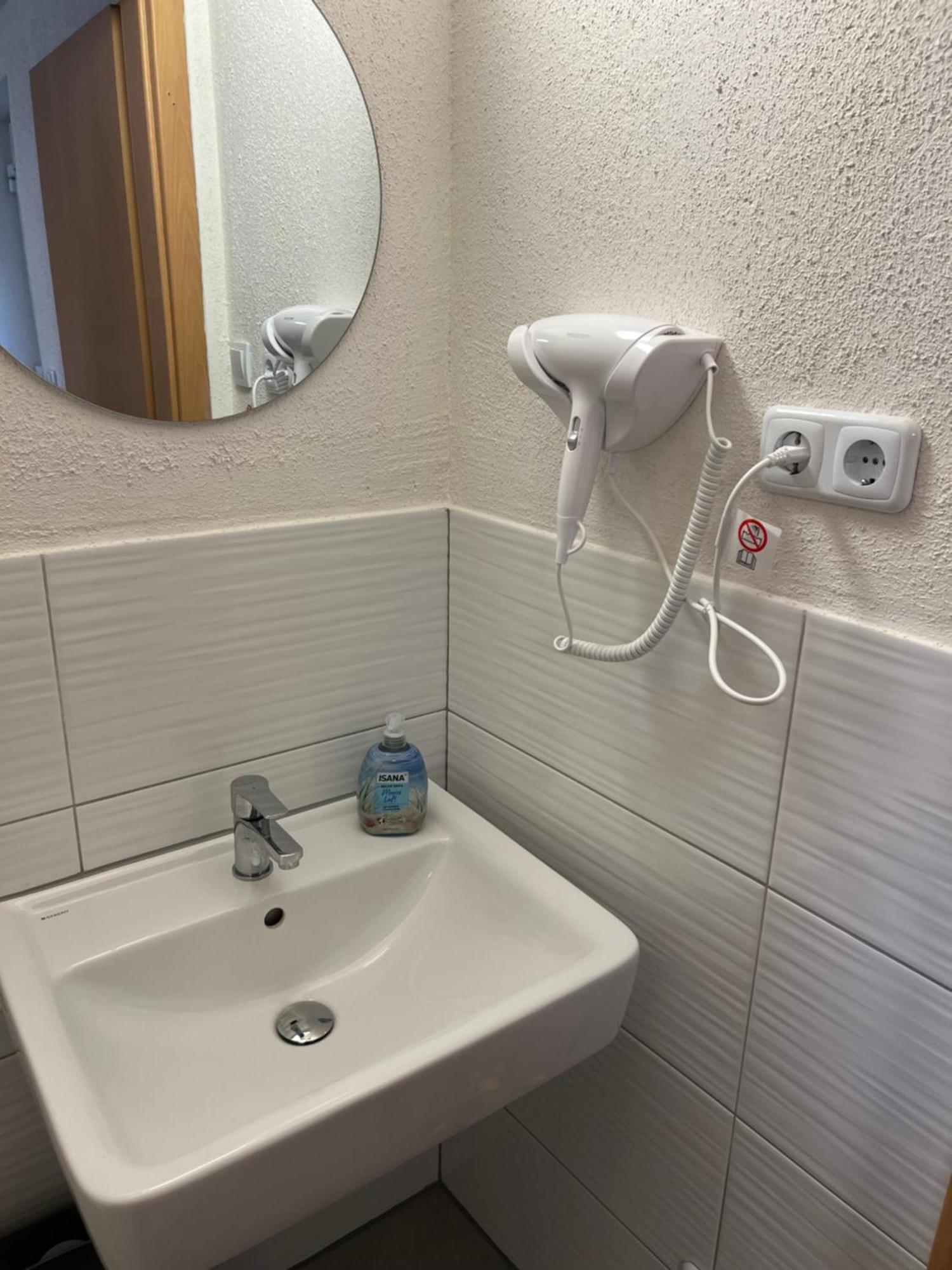 Apartments Und Zimmer Vettweiss المظهر الخارجي الصورة